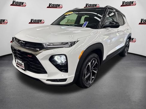 Used 2023 Chevrolet TrailBlazer RS w/ Sun and Liftgate Package AWD/4WD image 1