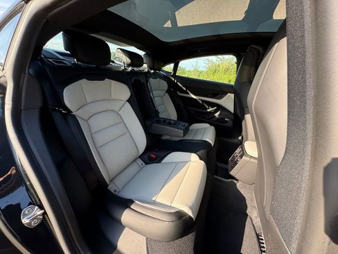 Used 2025 Porsche Taycan RWD image 35