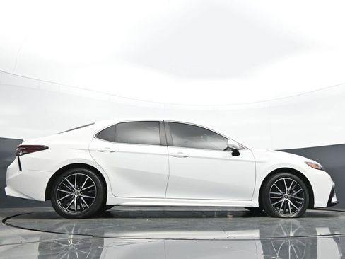 Used 2023 Toyota Camry SE w/ Convenience Package FWD image 26
