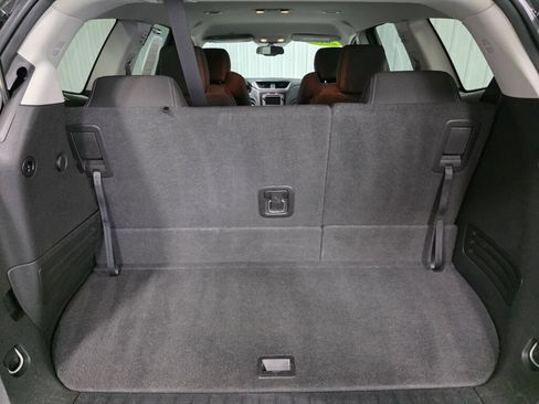 Used 2017 Chevrolet Traverse LT AWD/4WD image 12