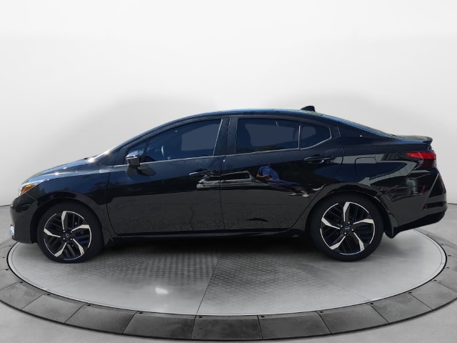 Used 2023 Nissan Versa SR w/ Trunk Package FWD image 2