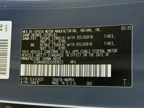 Certified 2025 Toyota Grand Highlander AWD image 33