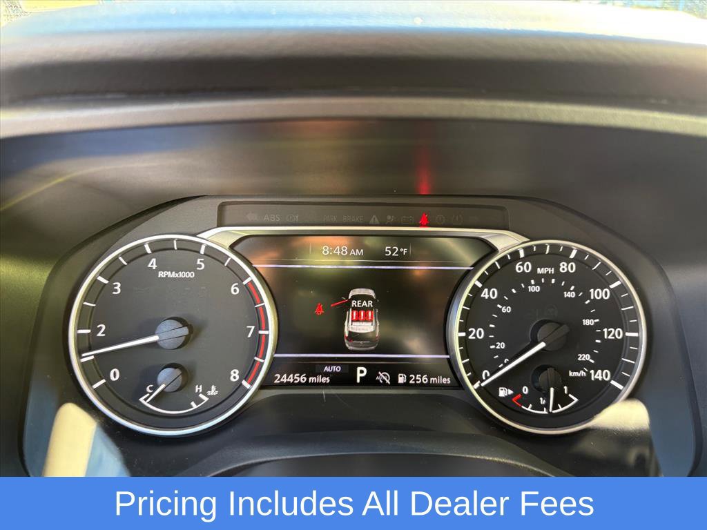 Used 2025 Nissan Rogue S AWD/4WD image 10