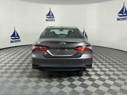 Used 2023 Toyota Camry LE FWD image 5