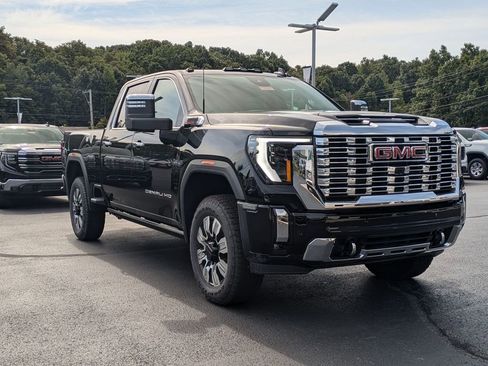 New 2025 GMC Sierra 2500 Denali w/ Denali Reserve Package AWD/4WD image 3