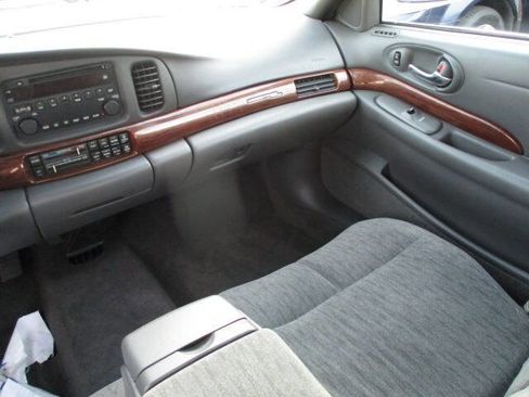 Used 2005 Buick Le Sabre Custom image 20
