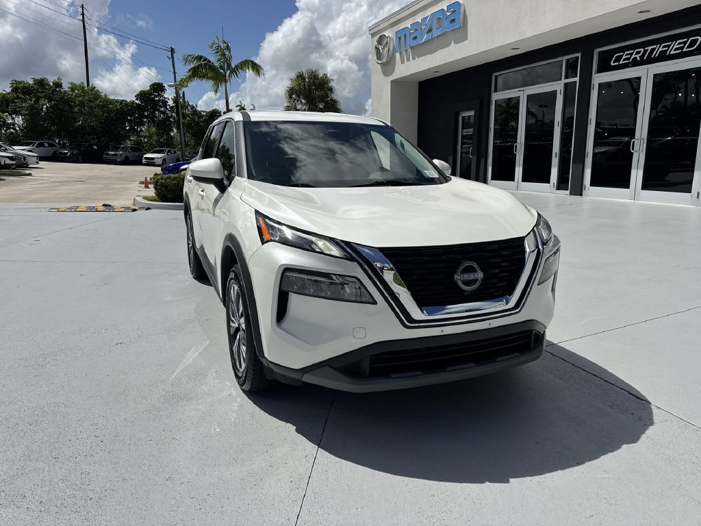 Used 2023 Nissan Rogue SV AWD/4WD image 7