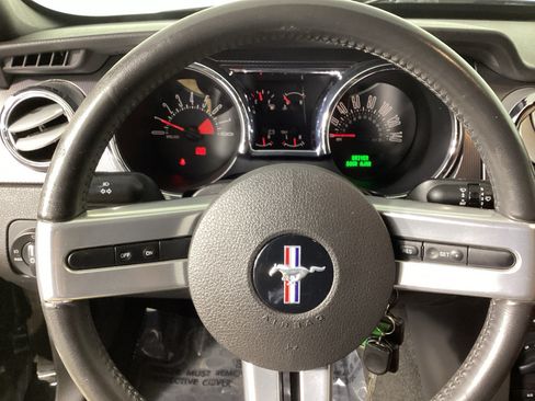 Used 2006 Ford Mustang GT RWD image 20