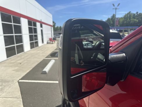Used 2024 RAM 2500 Big Horn w/ Night Edition AWD/4WD image 10