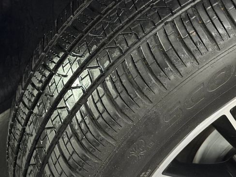 Used 2023 Mercedes-Benz GLE 450 4MATIC image 19