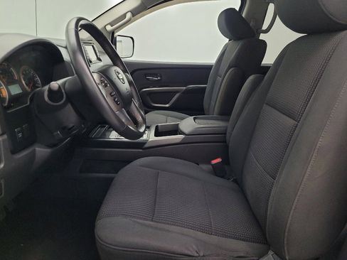 Used 2015 Nissan Titan SV w/ SV Value Truck Package image 17