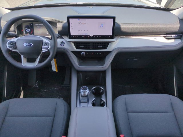 New 2026 Ford Explorer Active RWD image 16