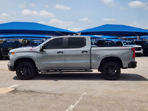 Used 2024 Chevrolet Silverado 1500 LT Trail Boss w/ LT Trail Boss Premium Package AWD/4WD image 3