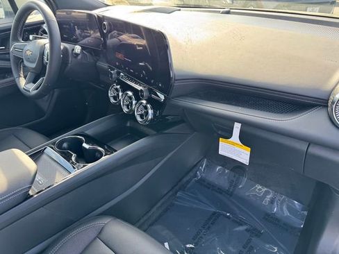 New 2026 Chevrolet Blazer EV LT image 8