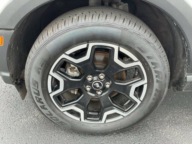 Used 2025 Ford Bronco Sport Outer Banks AWD/4WD image 11