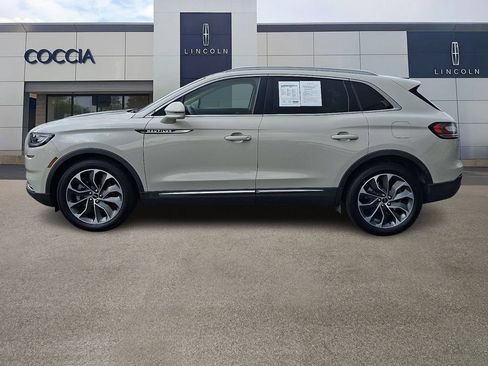 Certified 2022 Lincoln Nautilus Reserve AWD/4WD image 7