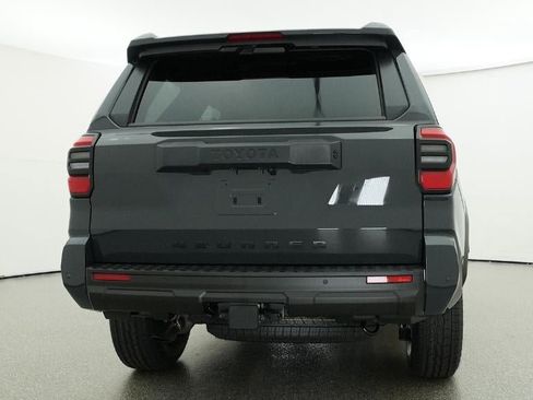 New 2026 Toyota 4Runner TRD Off-Road Premium AWD/4WD image 23