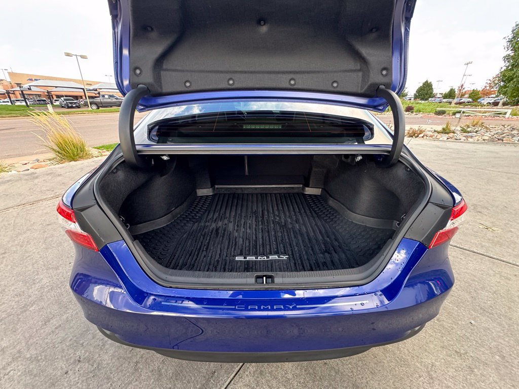 Used 2018 Toyota Camry XLE w/ Audio Package FWD image 31