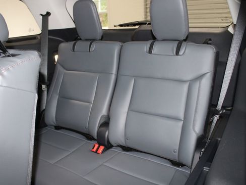 New 2026 Ford Explorer Active image 26