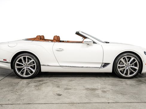 Used 2024 Bentley Continental GT Mulliner AWD/4WD image 50
