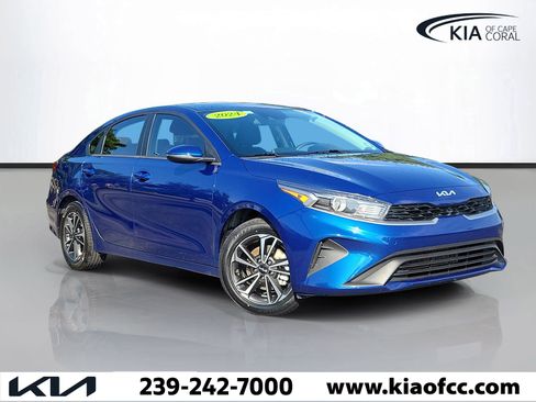 Used 2024 Kia Forte LXS w/ LXS Technology Package FWD image 1