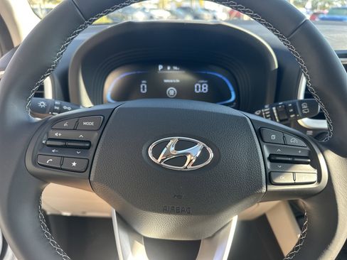 New 2026 Hyundai Venue SEL image 19