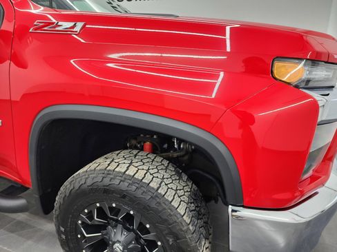 Used 2023 Chevrolet Silverado 2500 LT w/ Convenience Package image 22