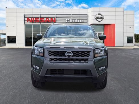 Certified 2025 Nissan Frontier SV w/ SV Convenience Package RWD image 8