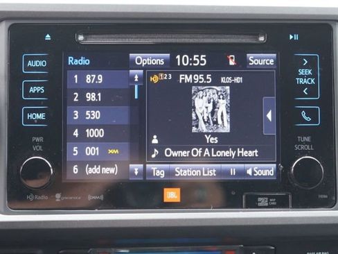 Used 2019 Toyota Tacoma TRD Off-Road image 25