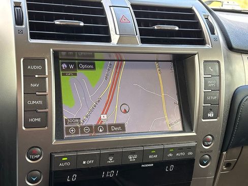 Used 2020 Lexus GX 460 Premium AWD/4WD image 22