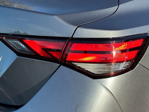 Used 2025 Nissan Sentra S image 48