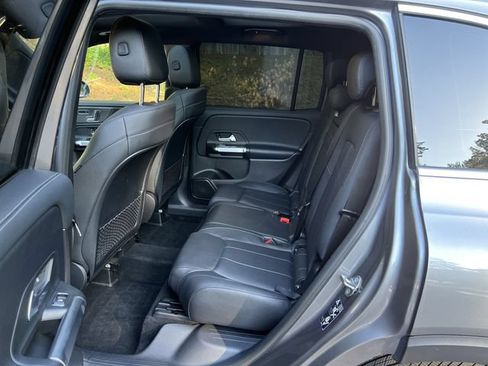 Used 2020 Mercedes-Benz GLB 250 4MATIC image 18