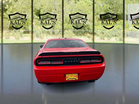Used 2018 Dodge Challenger SXT w/ Blacktop Package RWD image 6