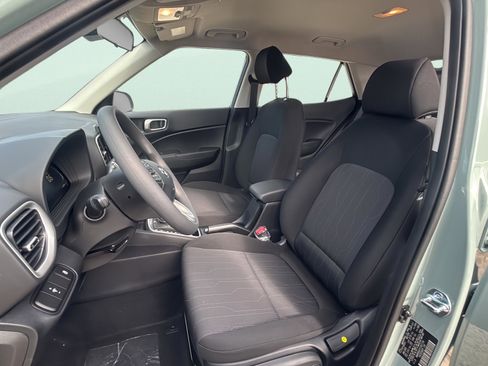 New 2026 Hyundai Venue SE FWD image 20