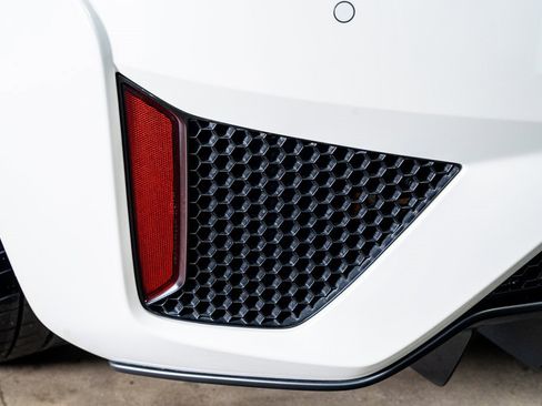 Used 2017 Acura NSX image 27