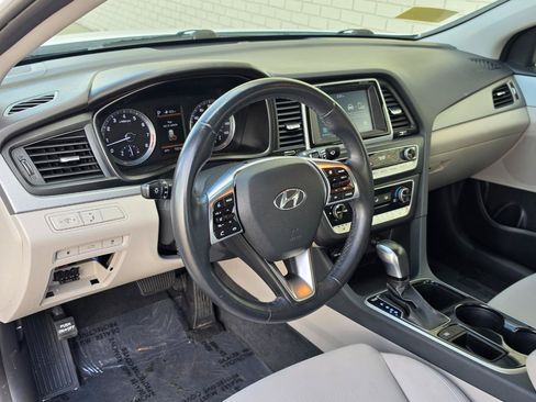 Used 2018 Hyundai Sonata SEL FWD image 9