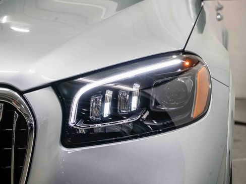 Used 2025 Mercedes-Benz Maybach GLS 600 Maybach GLS 600 image 7