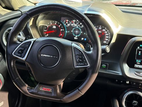 Used 2016 Chevrolet Camaro SS image 14