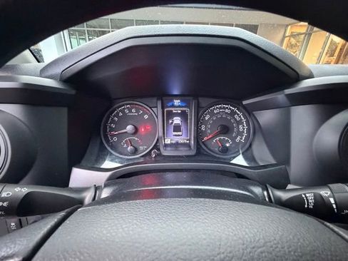 Used 2022 Toyota Tacoma SR RWD image 10
