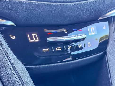Certified 2024 Cadillac XT6 Luxury w/ LPO, Floor Liner Package FWD image 22