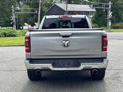 Used 2019 RAM 1500 Laramie AWD/4WD image 7