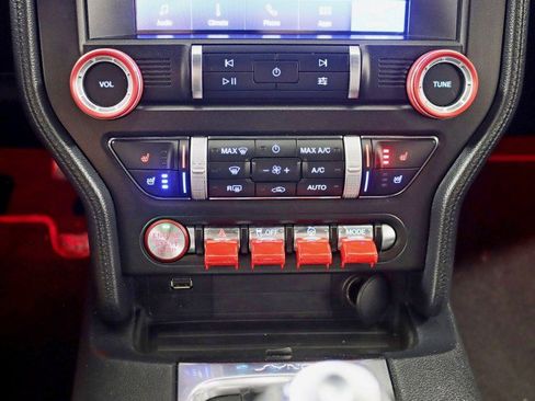 Used 2021 Ford Mustang Premium RWD image 20
