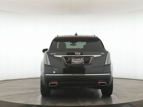 Used 2025 Cadillac XT5 Sportv image 11
