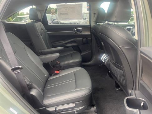 New 2025 Kia Sorento X-Line EX image 19