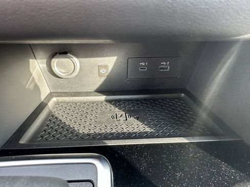 Used 2024 Nissan Pathfinder SL w/ Lighting Package (N92) image 24