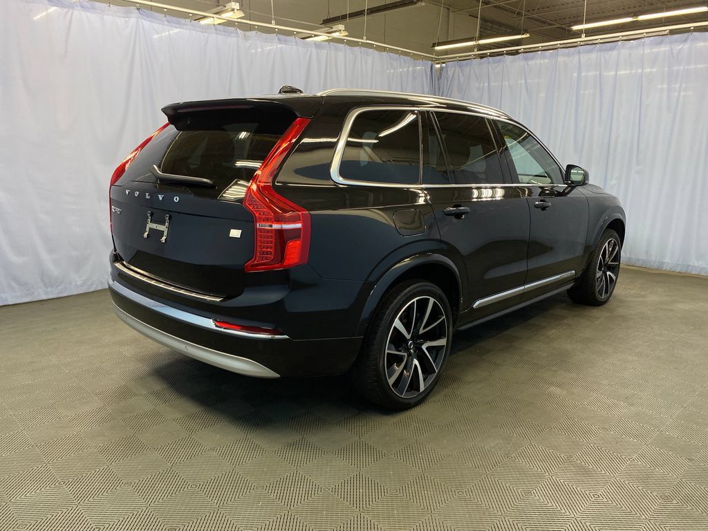 Used 2022 Volvo XC90 T8 Inscription Expression w/ Advanced Package AWD/4WD image 5