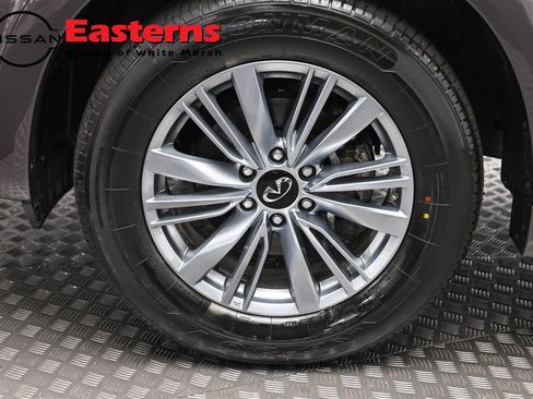 Used 2024 INFINITI QX80 Luxe RWD image 37