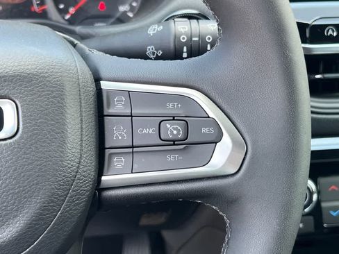 Used 2026 Jeep Compass Limited AWD/4WD image 25