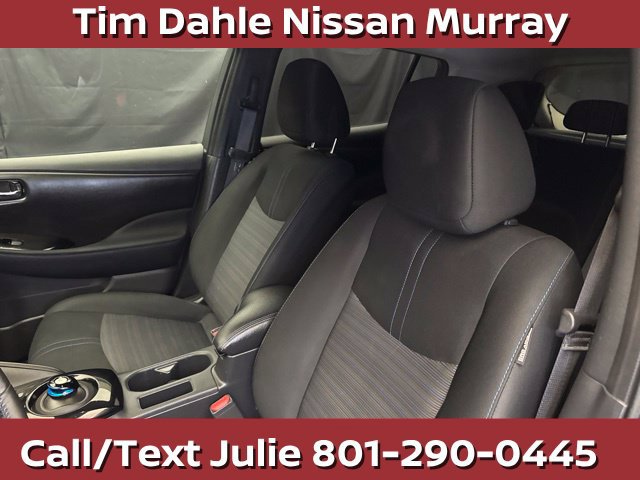 Used 2022 Nissan Leaf SV FWD image 31