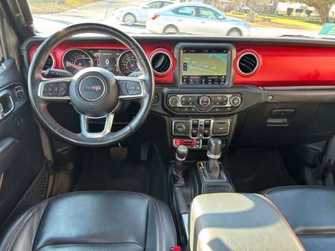 Used 2022 Jeep Gladiator Rubicon w/ Dual Top Group image 10